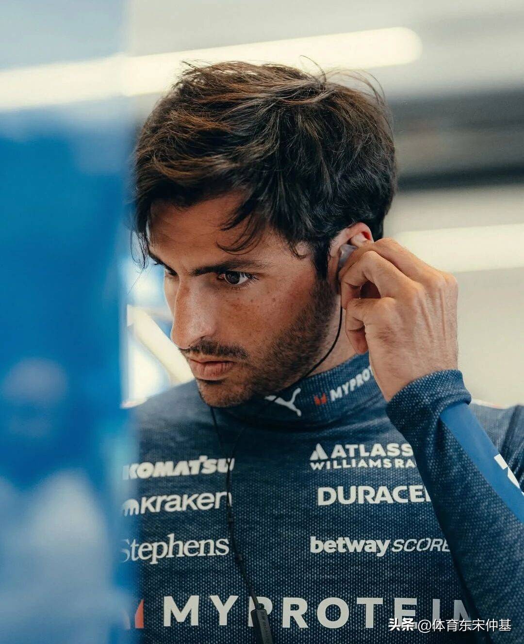 威廉姆斯完胜红牛二队，塞恩斯状态火热的简单介绍